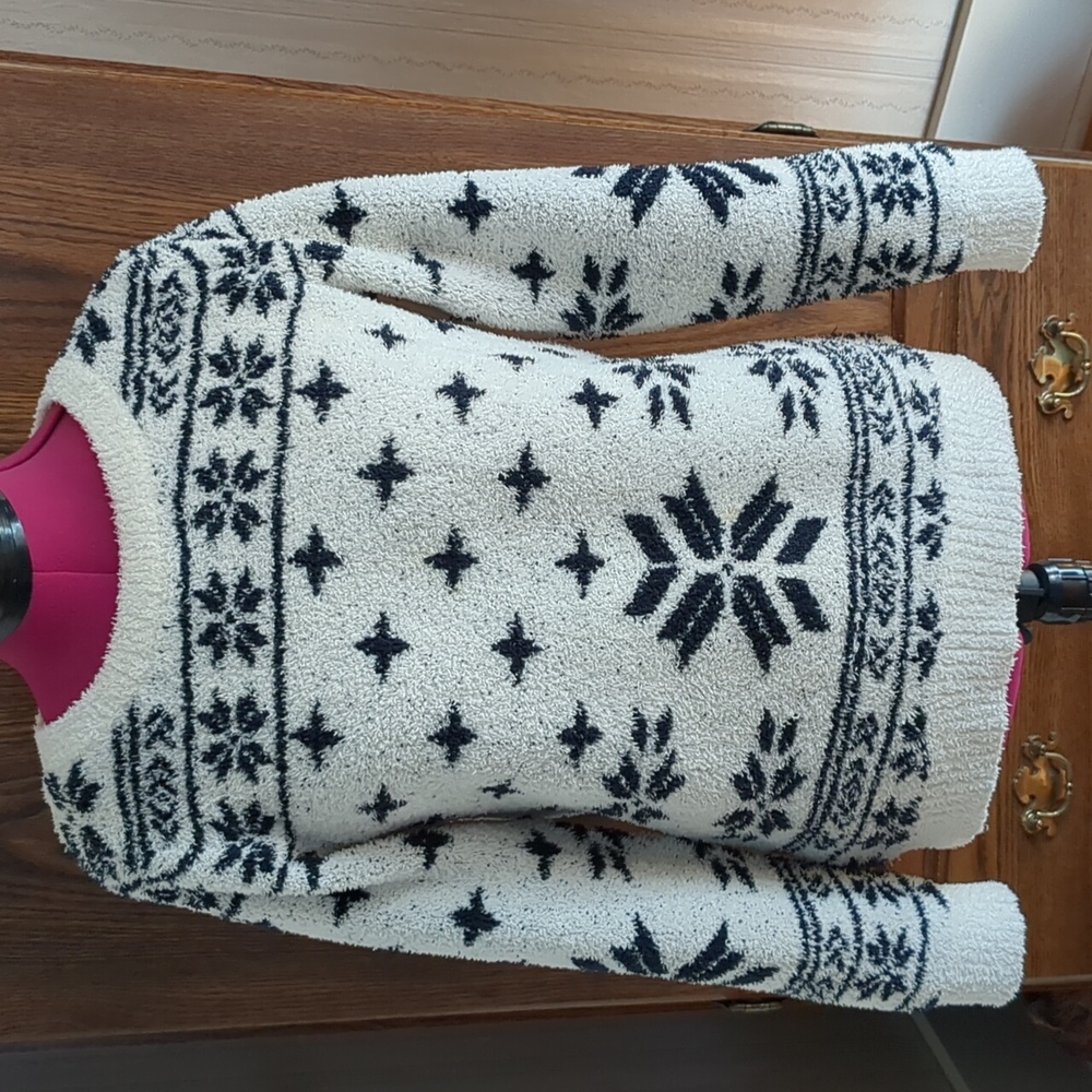 Barefoot Dreams Cozy Chic Heavyweight Knit Snowflake Sweater Navy/Cream XS